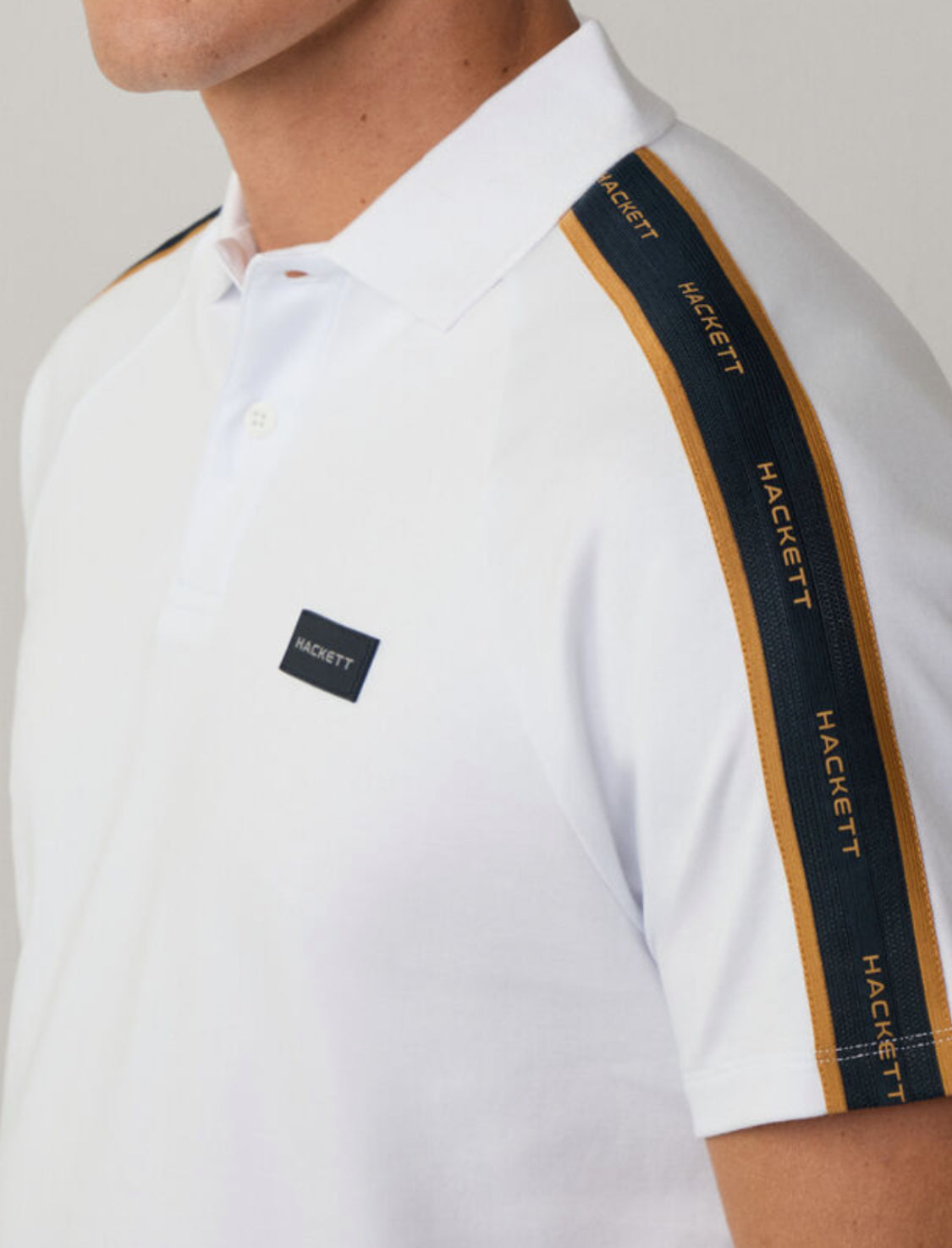 HACKETT CLASSIC FIT SHORT SLEEVE TAPE POLO HM563406
