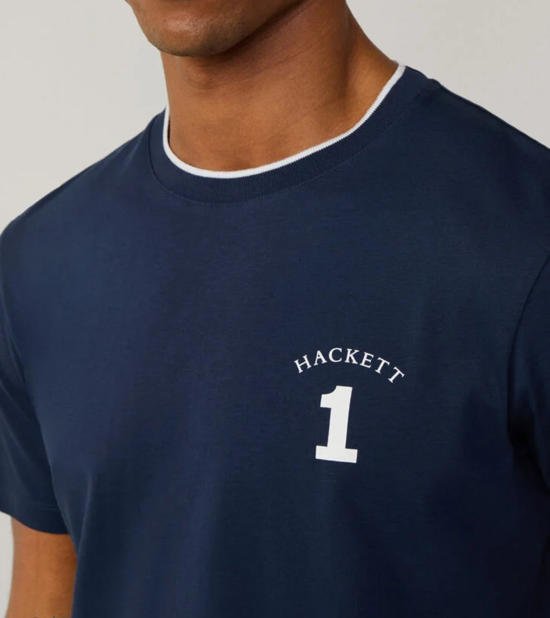 HACKETT CLASSIC FIT BRANDED NUMBER T-SHIRT HM500894