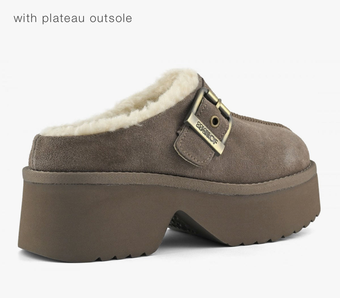 Colors of California Cow suede sabot with plateau outsole HC.HELEN03
