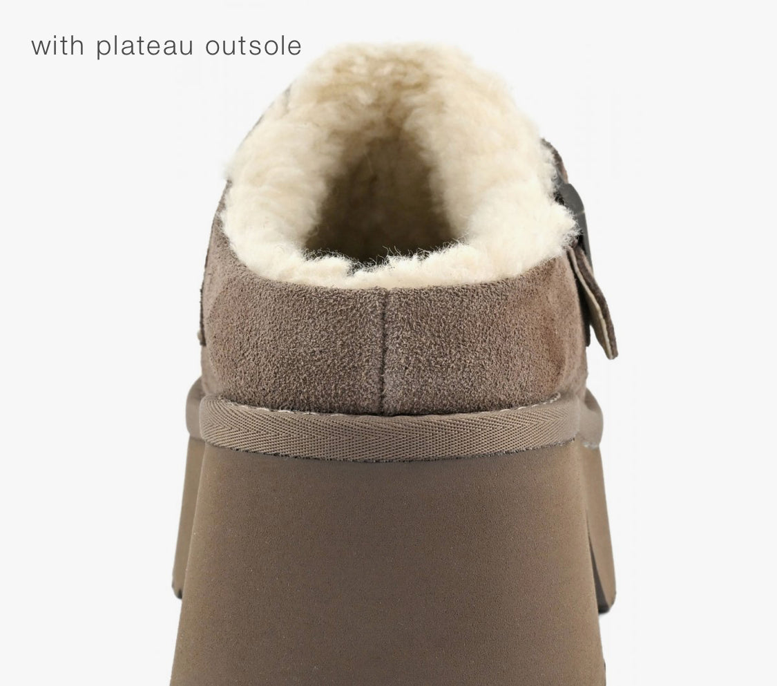 Colors of California Cow suede sabot with plateau outsole HC.HELEN03