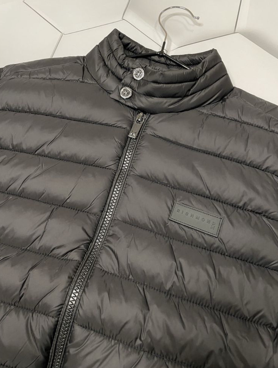 JOHN RICHMOND X QUILTED ZIP - UP GILET UMA25156PI