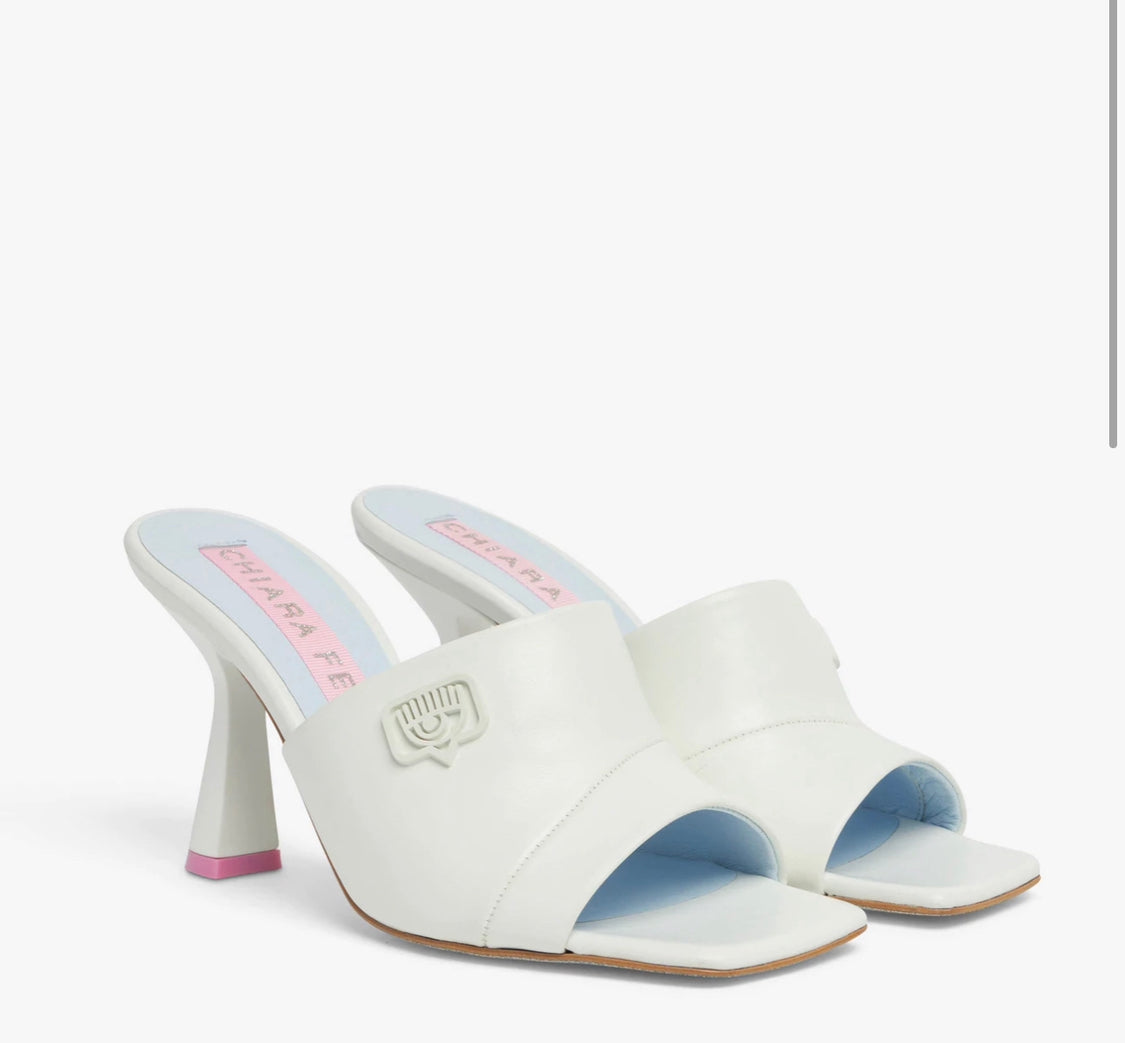 Chiara Ferragni Eyelike Mule Sandals White 62%