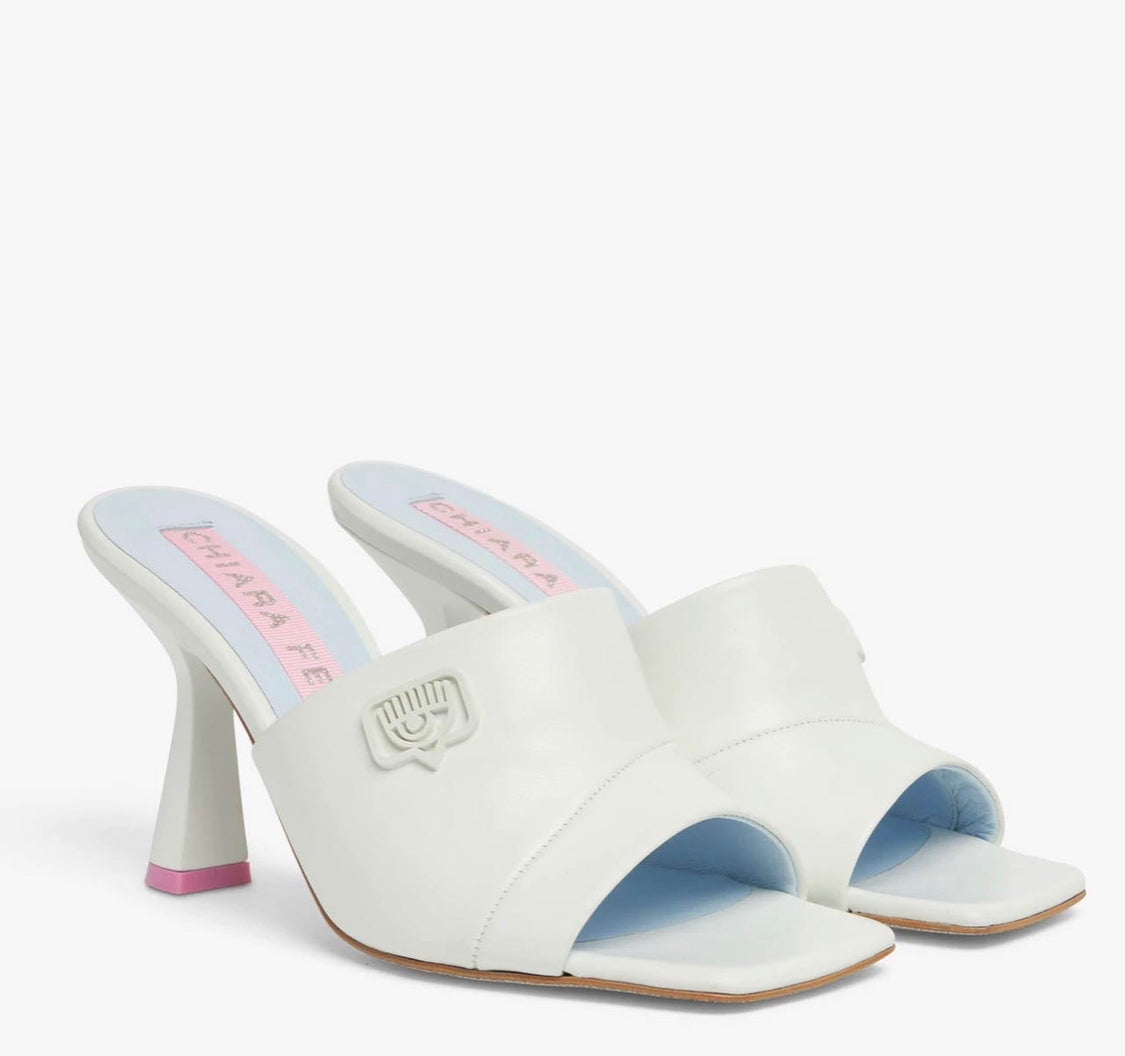 Chiara Ferragni Eyelike Mule Sandals White 62%
