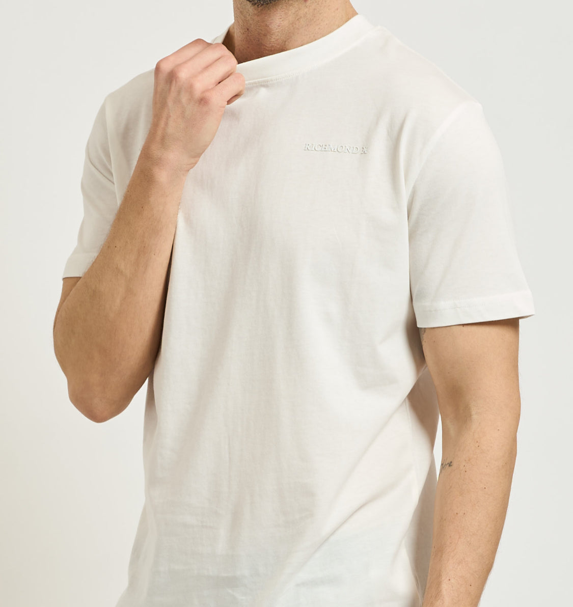 RICHMOND X MAN ROUND NECK UMP26010