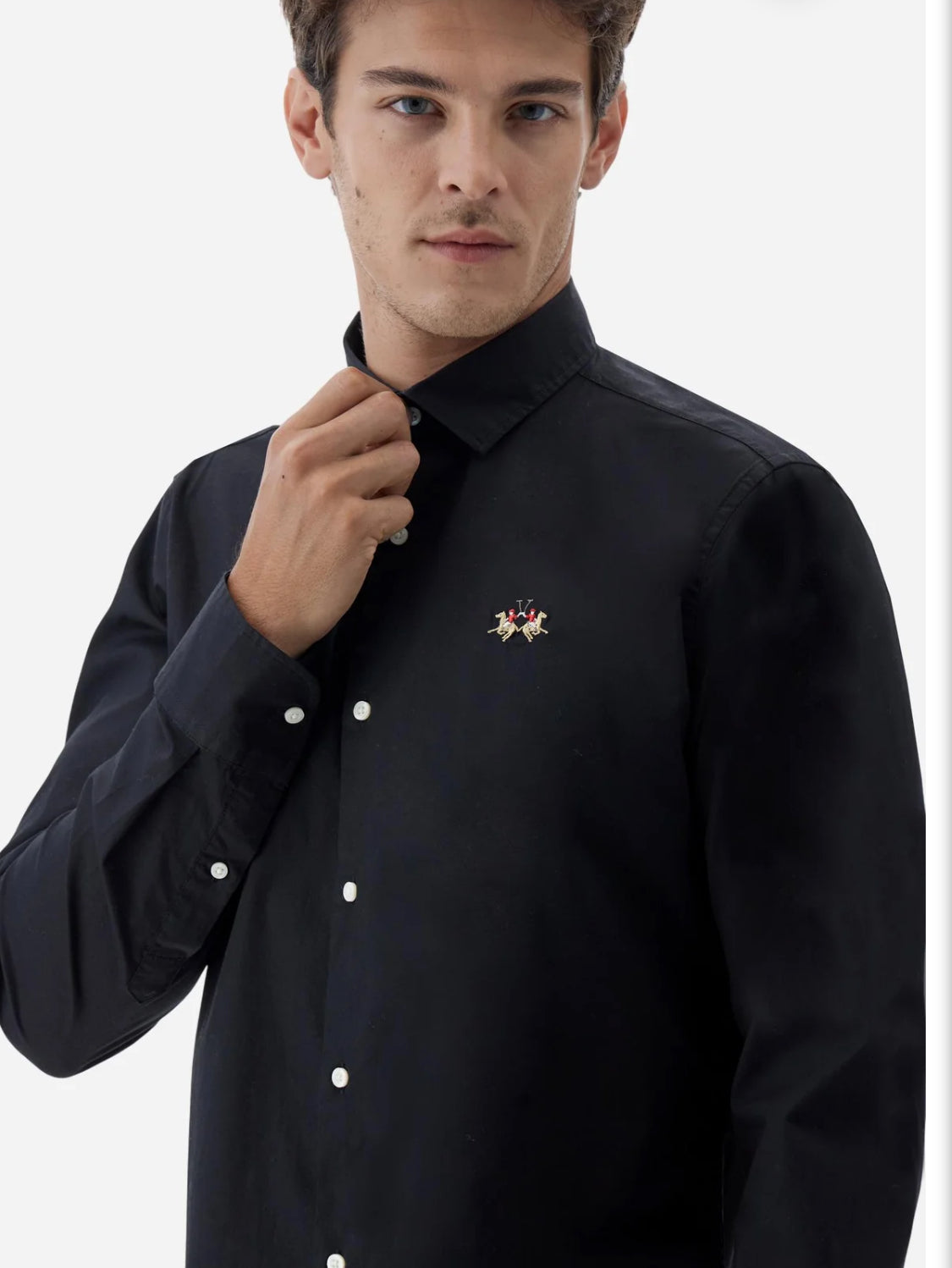 LA MARTINA BASIC Slim-fit cotton shirt with semi-cutaway collar MBC002