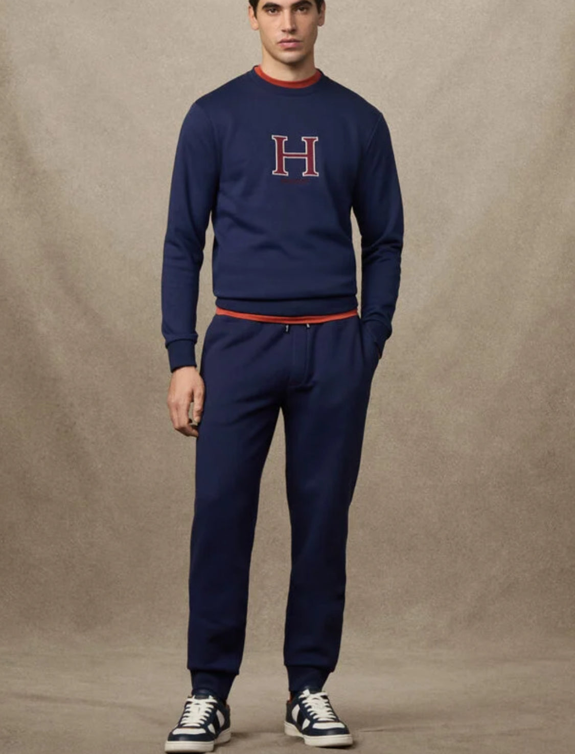 HACKETT MAN H LOGO CREW-NECK SWEAT HM5800020
