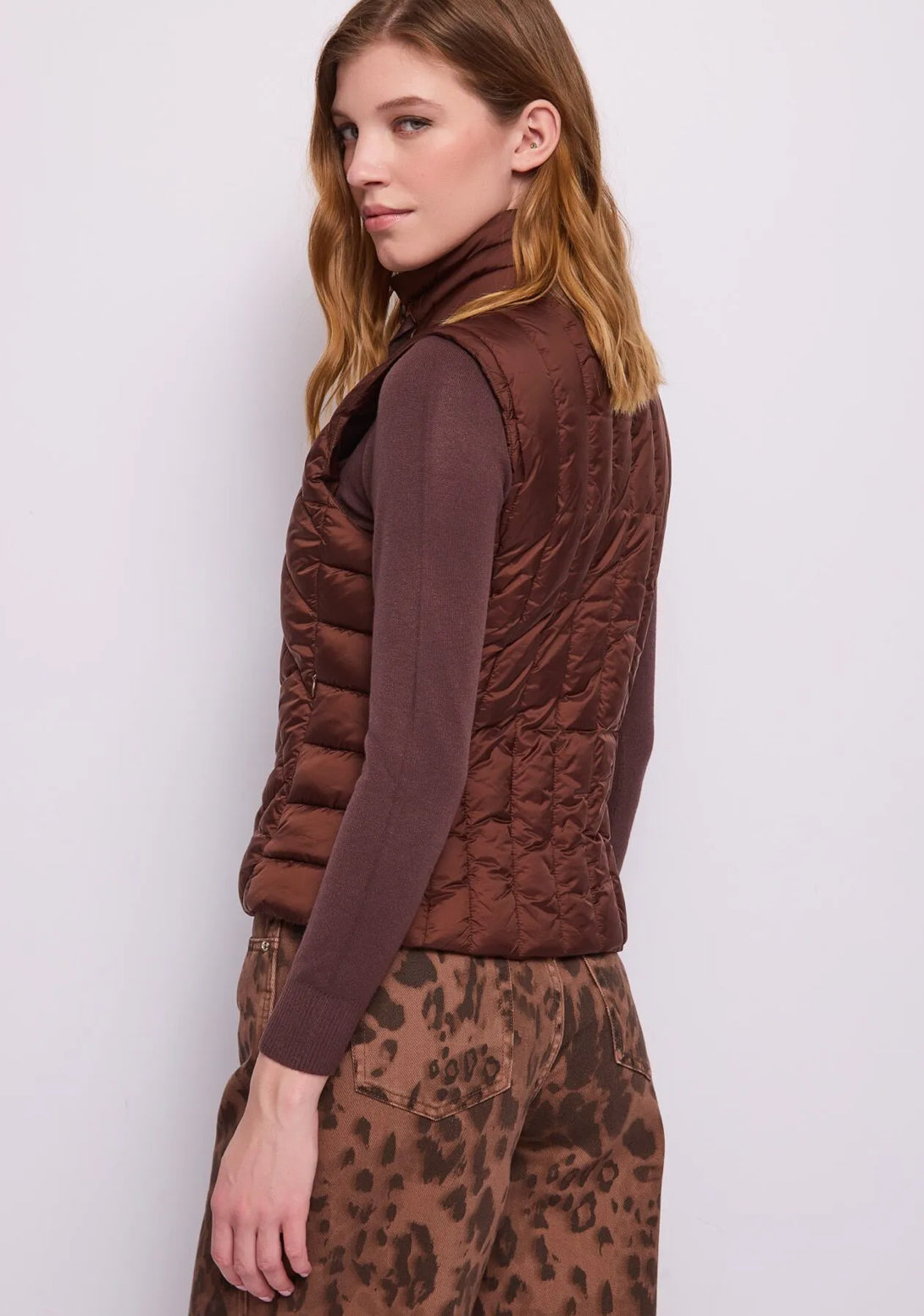 GAUDI Women’s nylon gilet with a high collar 621BD35009