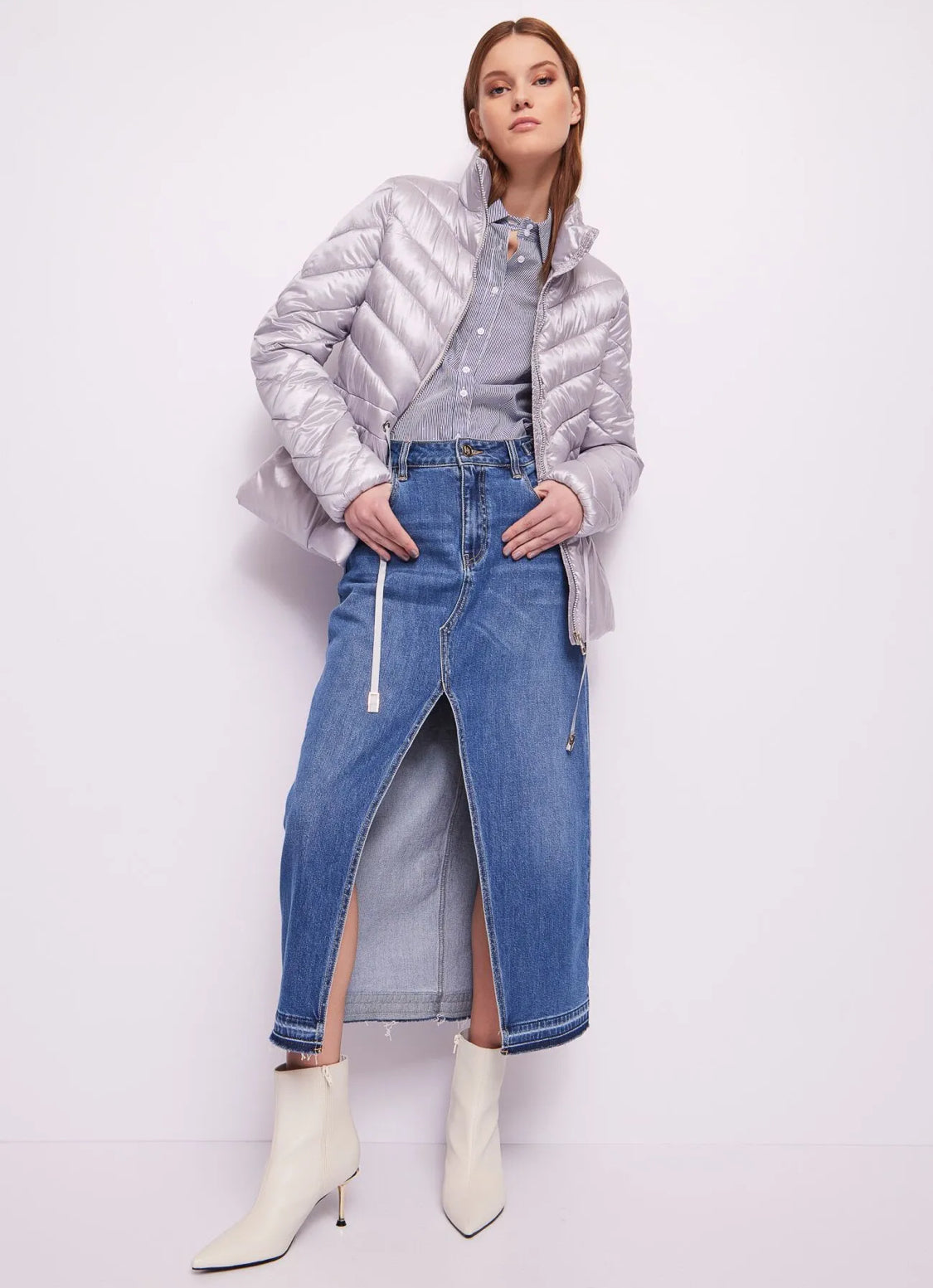 GAUDI Down jacket in lightweight shiny nylon 421BD35004