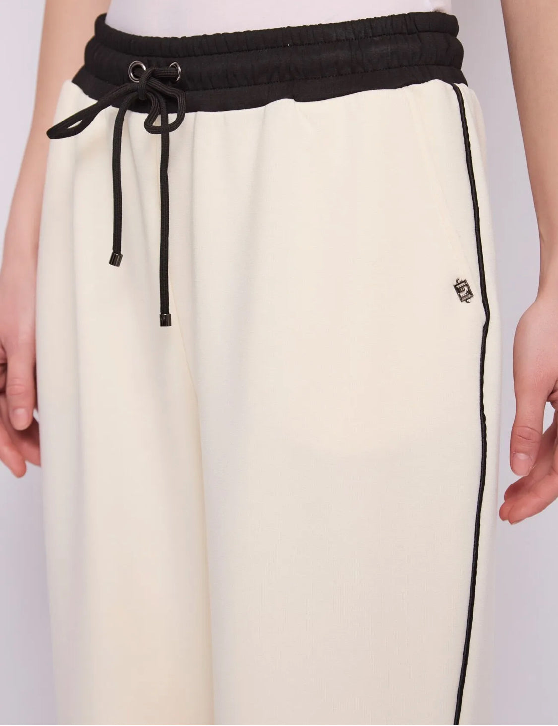 GAUDI White women’s jogging trousers with drawstring 621BD24002