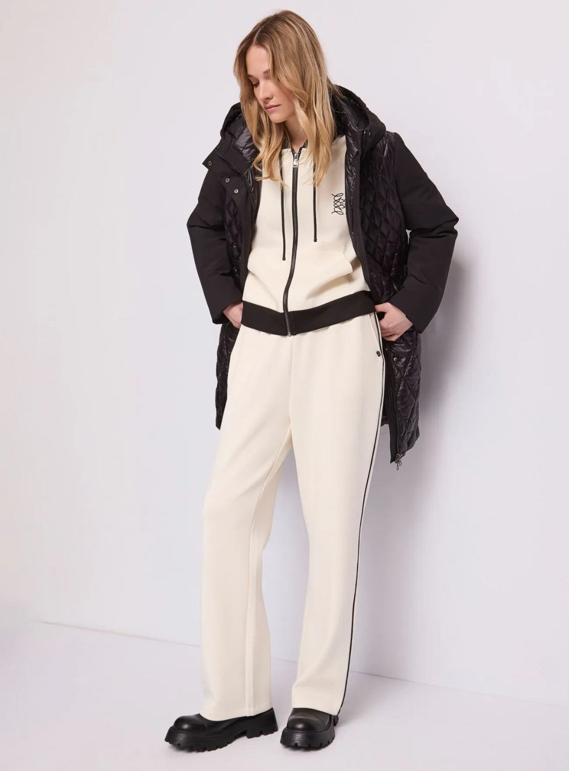 GAUDI White women’s jogging trousers with drawstring 621BD24002