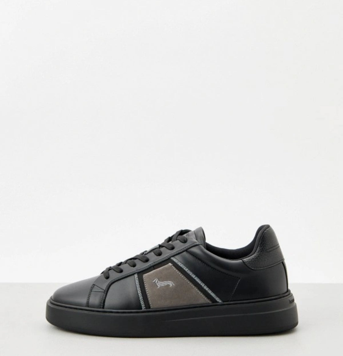 HARMONT & BLAINE SNEAKERS