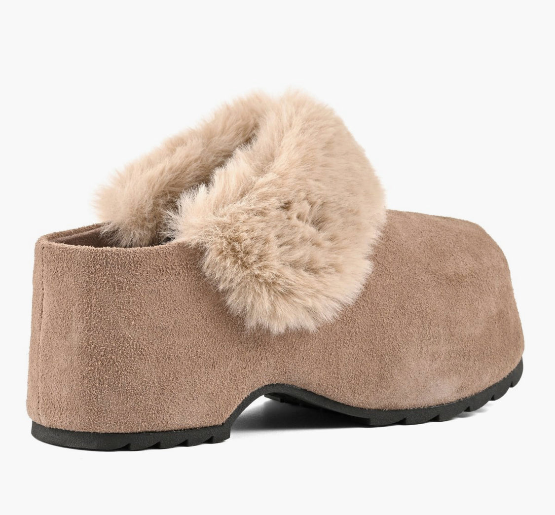 COLORS OF CALIFORNIA HC.SIERRA04 
LEATHER CLOG