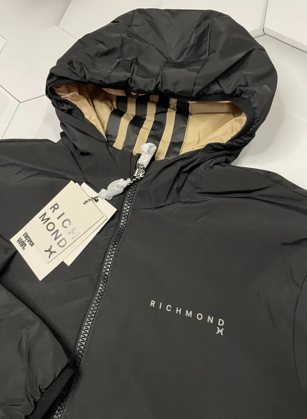 JOHN RICHMOND X ΔΙΠΛΗΣ ΟΨΗΣ ΜΠΟΥΦΑΝ REVERSIBLE JACKET UMA25044GB
