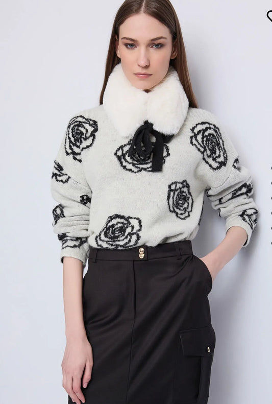 Gaudi Women's white sweater with jacquard pattern