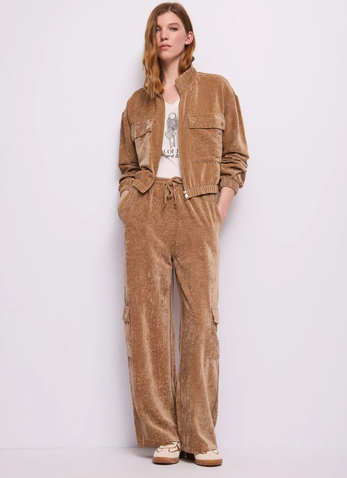 GAUDI Women’s cargo trousers with drawstring 621BD25030