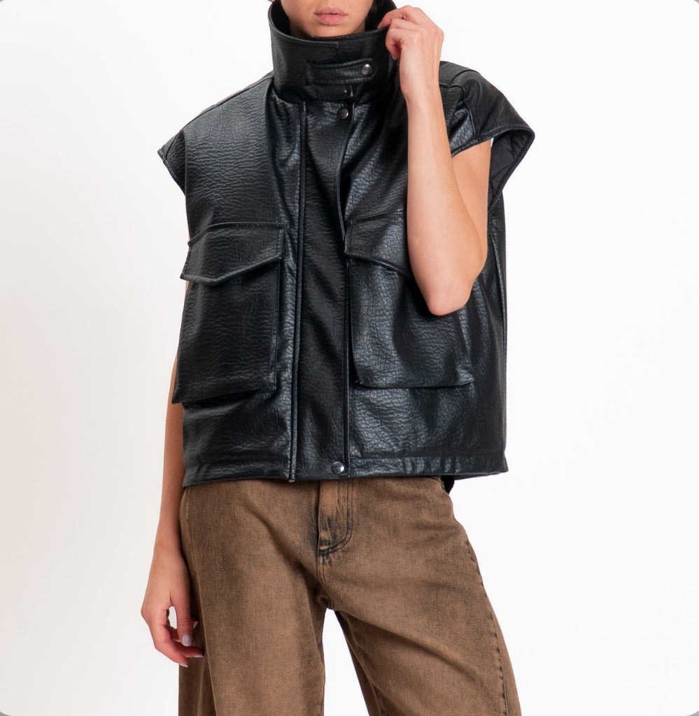 Dixie-Faux hammered leather vest with pockets - black oversized LAHLKGQA